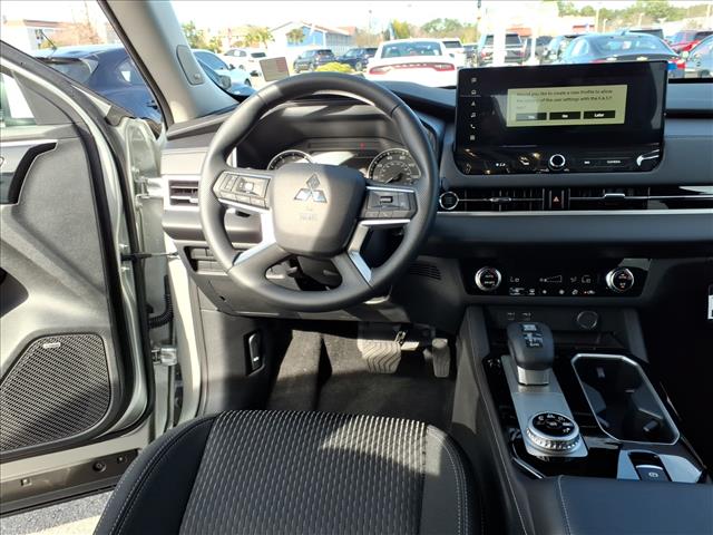 2026 Mitsubishi Outlander ES:1024N