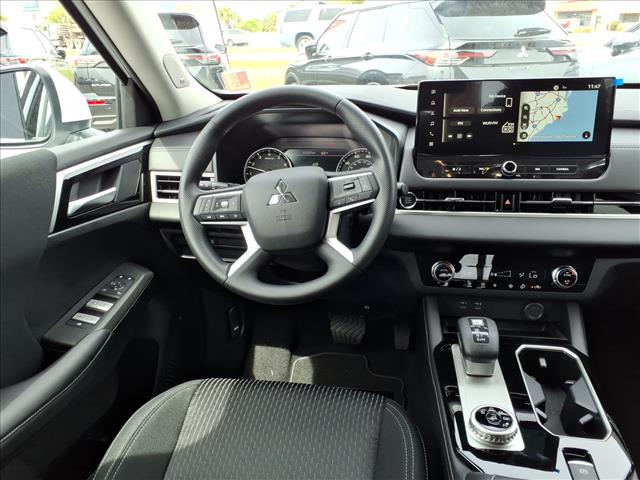 2026 Mitsubishi Outlander ES:1060N