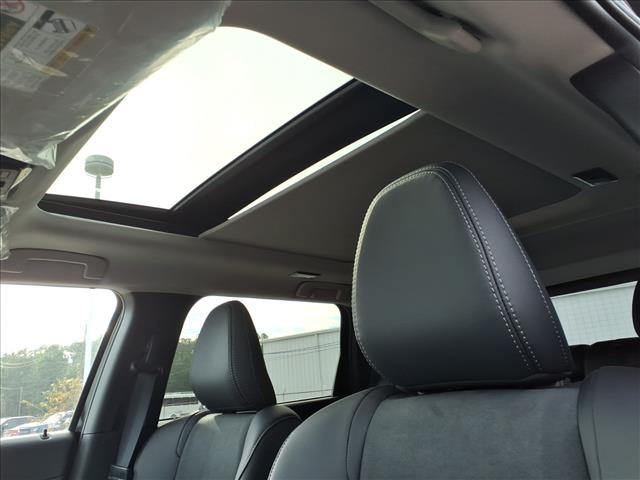 2025 Mitsubishi Outlander SE:2182M