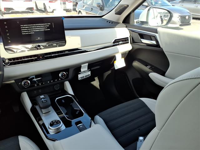 2026 Mitsubishi Outlander SE:1031N