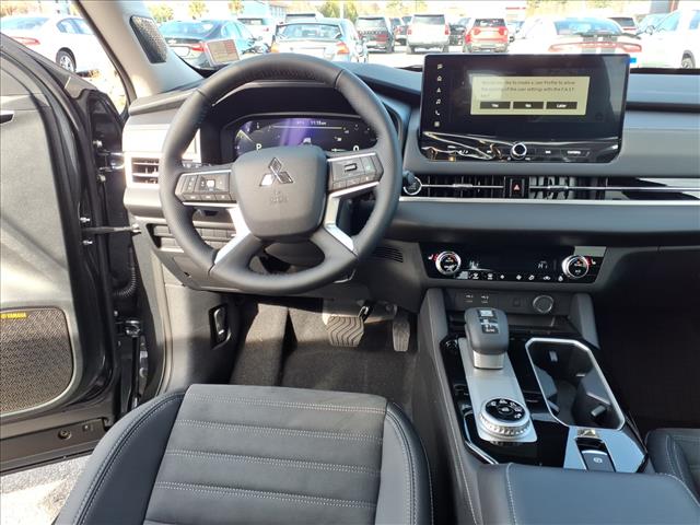 2026 Mitsubishi Outlander SE:1029N