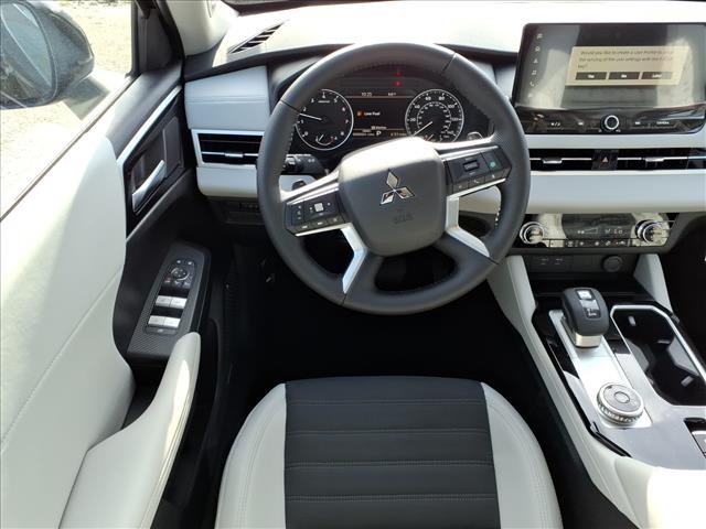 2026 Mitsubishi Outlander SE:1036N