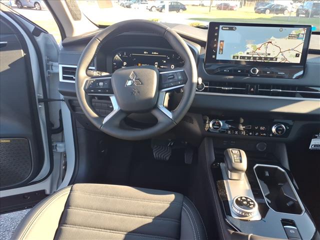 2026 Mitsubishi Outlander SE:1076N