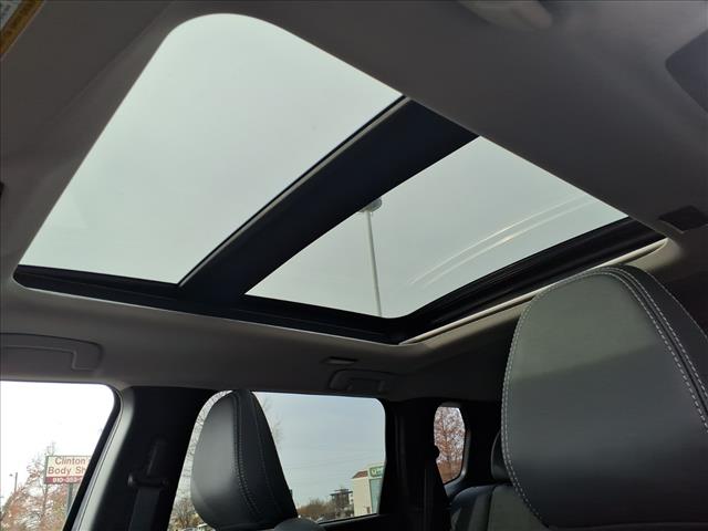 2025 Mitsubishi Outlander SE:2187M