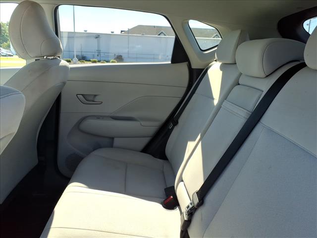 2025 Hyundai KONA SEL:1338U