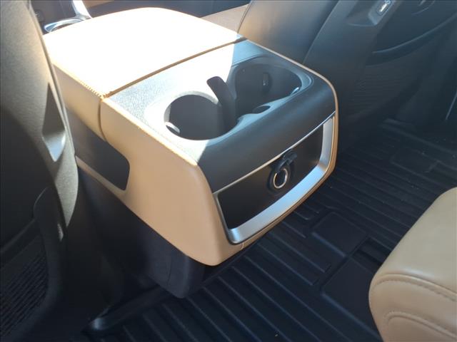 2022 Kia Carnival LXS:1086U