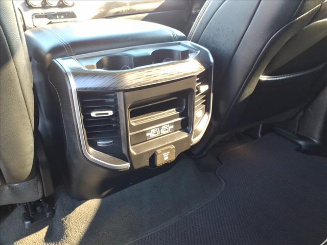 2024 RAM 1500 Laramie:1044U