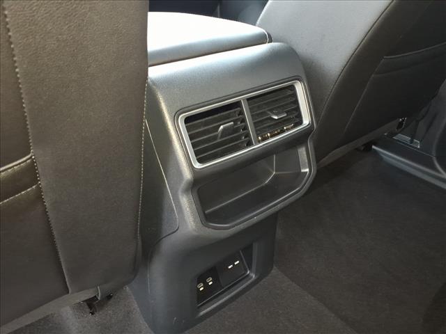 2025 Volkswagen Atlas Cross Sport 2.0T SE w/Technology:1105U