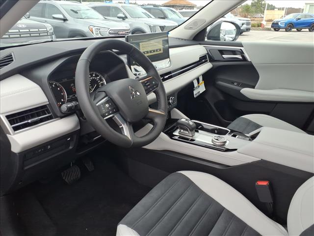 2026 Mitsubishi Outlander SE:1027N