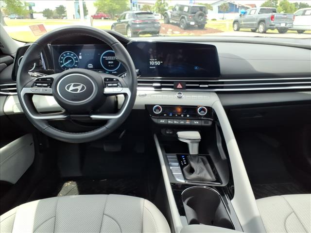 2025 Hyundai ELANTRA Hybrid Limited:1145U