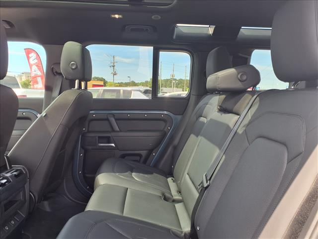 2025 Land Rover Defender S:1059U