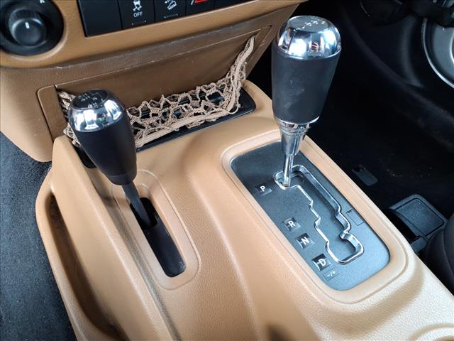 2013 Jeep Wrangler Sahara:1088U