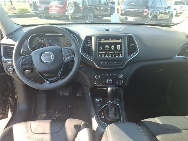 2023 Jeep Cherokee Altitude Lux:1081U