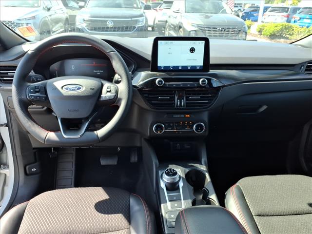 2025 Ford Escape ST-Line:1139U