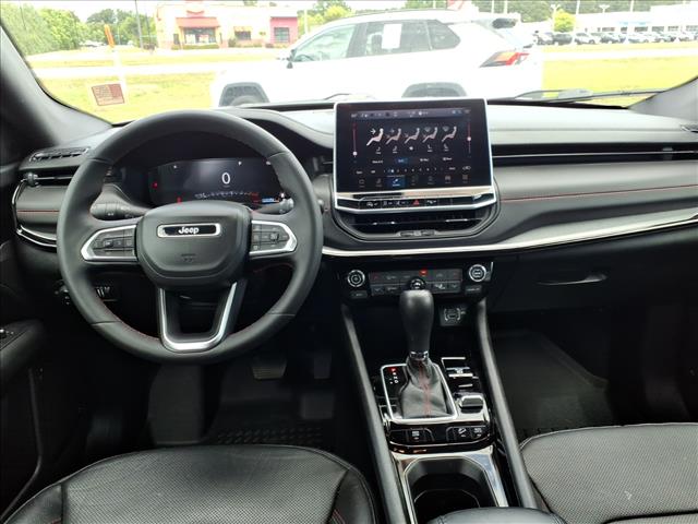 2025 Jeep Compass Trailhawk:1154U