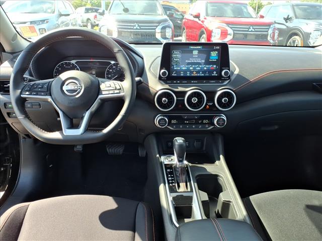 2025 Nissan Sentra SR:1140U