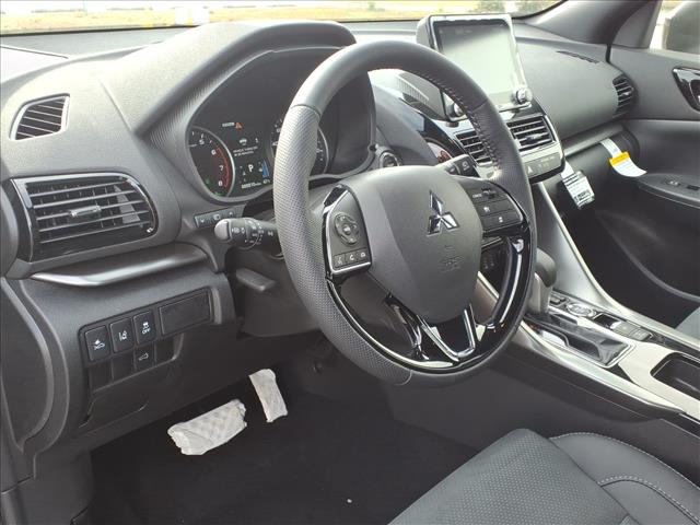 2025 Mitsubishi Eclipse Cross Black Edition:2176M