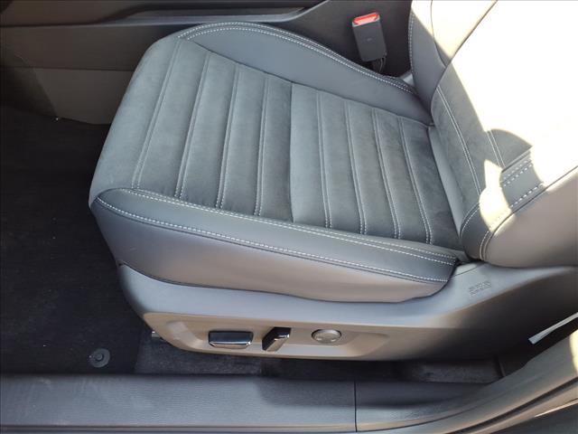 2026 Mitsubishi Outlander SE:1020N