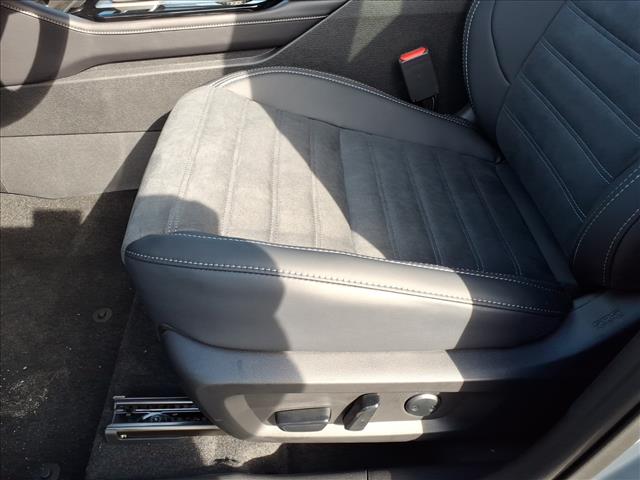 2026 Mitsubishi Outlander SE:1040N