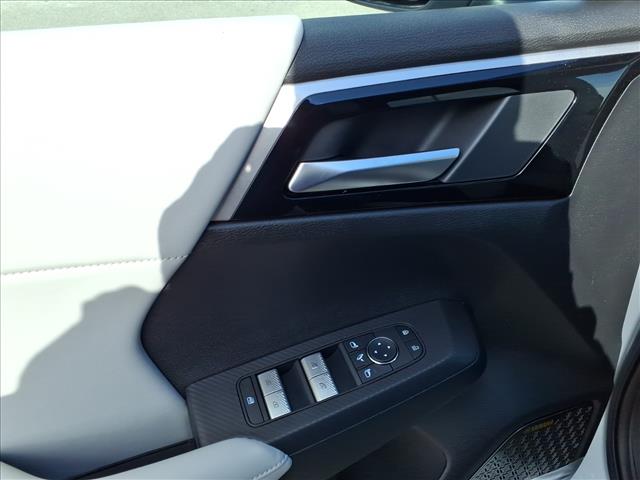 2026 Mitsubishi Outlander SE:1031N