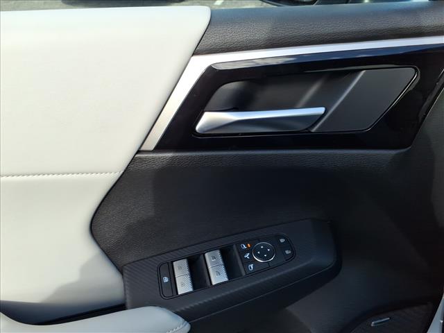 2026 Mitsubishi Outlander SE:1041N