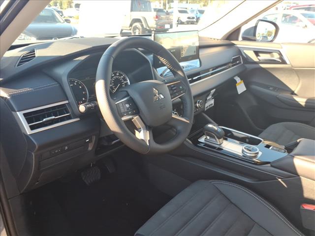 2026 Mitsubishi Outlander SE:1080N