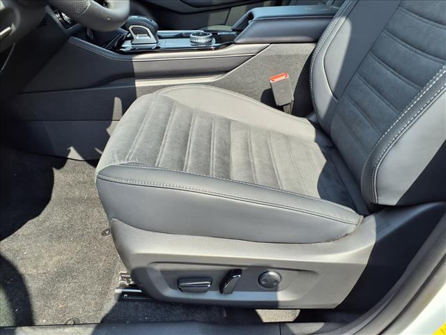 2026 Mitsubishi Outlander Trail Edition:1051N