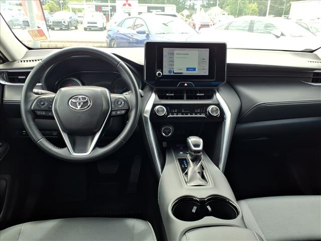 2023 Toyota Venza LE:1147U