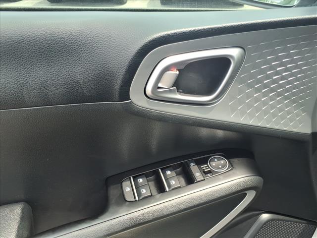 2025 Kia Soul LX:1177U