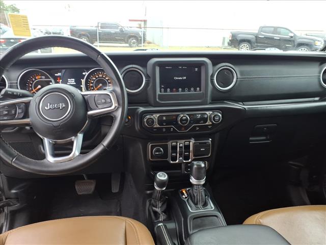 2020 Jeep Wrangler Unlimited Sahara:1035U