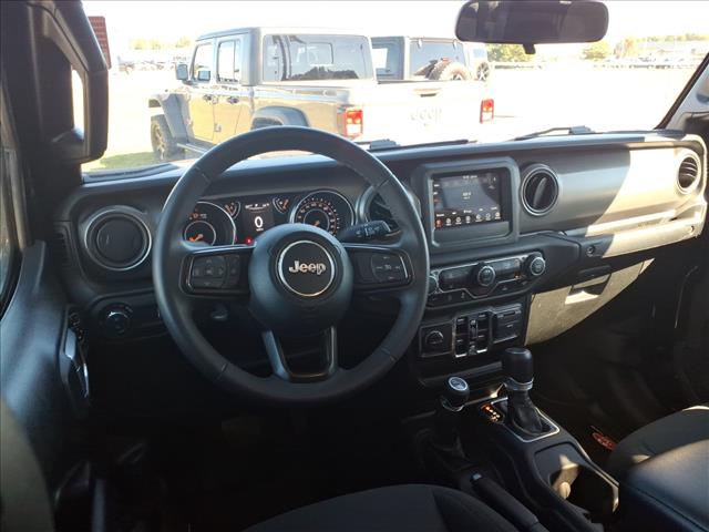 2023 Jeep Gladiator Sport S:1330U