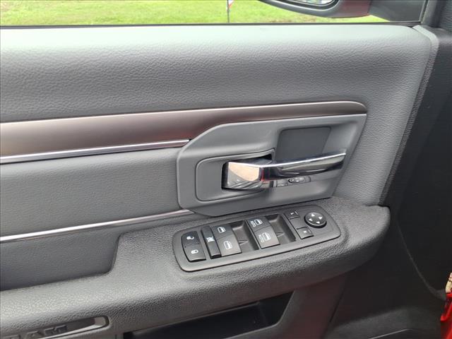2024 RAM 1500 Classic SLT:1213U