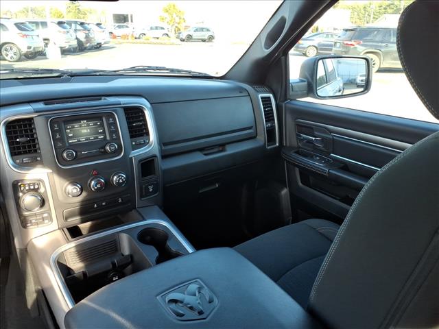 2023 RAM 1500 Classic Warlock:1069U