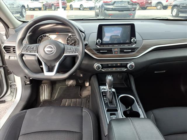 2023 Nissan Altima 2.5 SV:16981P