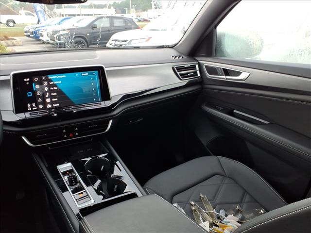 2025 Volkswagen Atlas Cross Sport 2.0T SE w/Technology:1105U