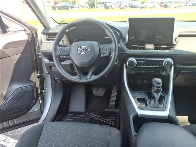 2024 Toyota RAV4 XLE:1253U