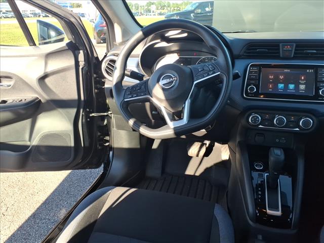 2025 Nissan Versa SV:1337U