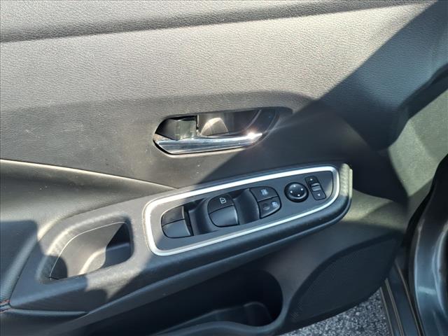 2025 Nissan Versa SR:1293U