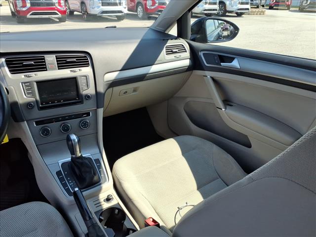 2016 Volkswagen Golf SportWagen TSI S:1143U