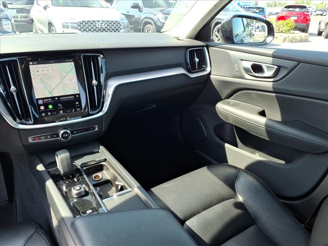 2024 Volvo S60 Core Dark Theme:1141U