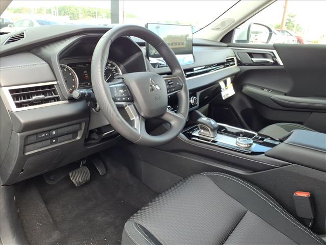 2026 Mitsubishi Outlander ES:1042N