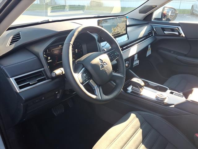 2026 Mitsubishi Outlander SE:1076N