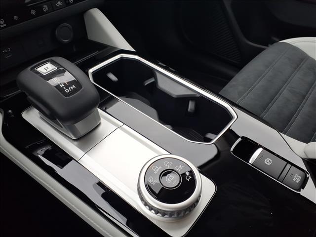 2026 Mitsubishi Outlander SE:1027N