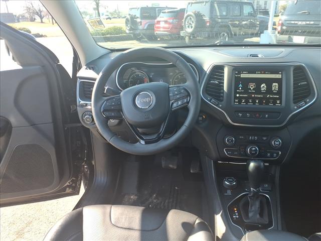 2023 Jeep Cherokee Altitude Lux:1081U