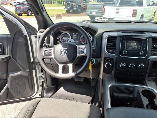 2023 RAM 1500 Classic Warlock:1152U