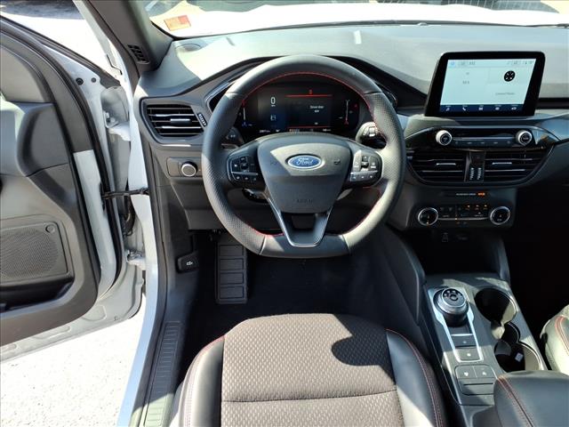 2025 Ford Escape ST-Line:1139U