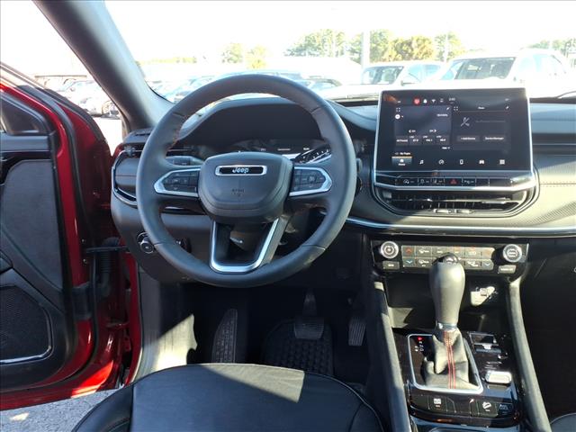 2024 Jeep Compass Trailhawk:1065U