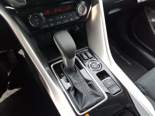 2026 Mitsubishi Eclipse Cross SE:2204M