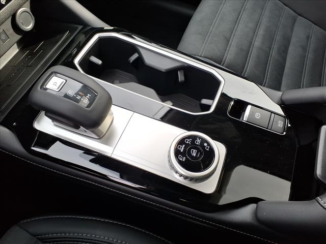 2025 Mitsubishi Outlander SE:2183M