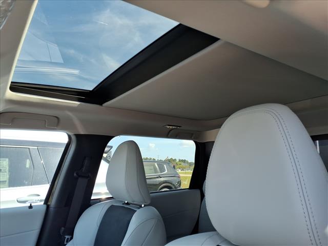 2026 Mitsubishi Outlander SE:1047N